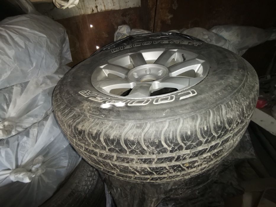 Cooper Discoverer CTS 265/70 r18
