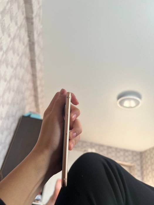 Продам айфон 8 256гб