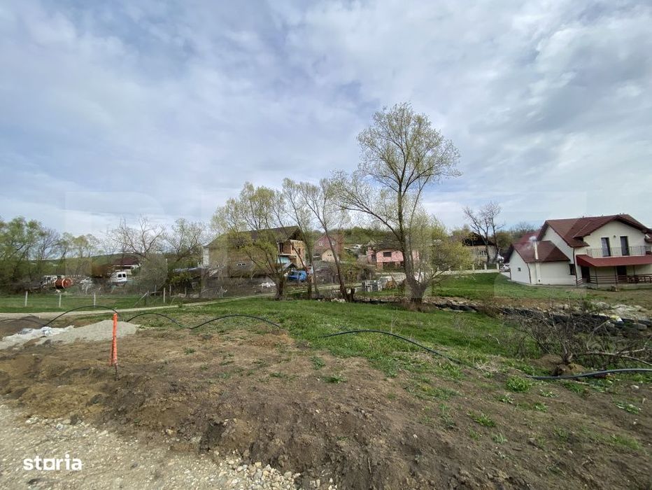 Teren intravilan 12.63 ari- SIGMIR. Toate utilitatile, 4000 euro/ar