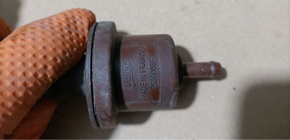 Supapă 206 307 c2 C3 C5 partner...posibilitate expediere colet avantaj