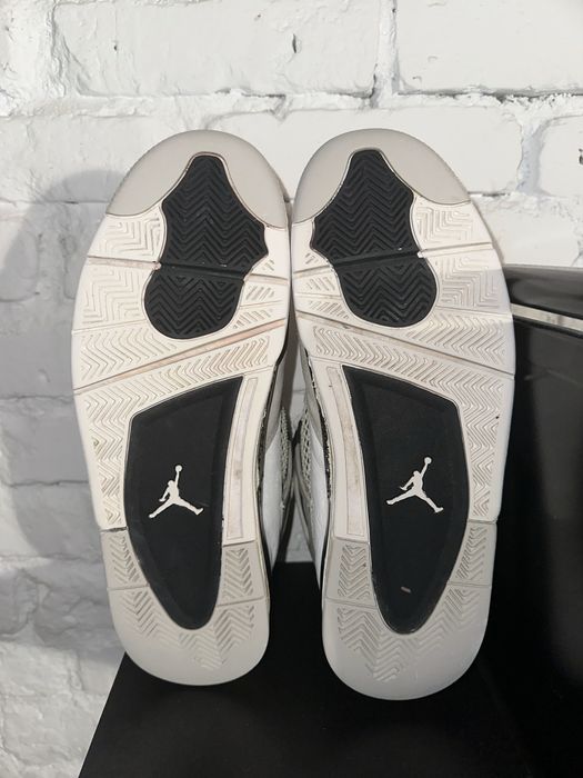 Jordan 4 Military Black