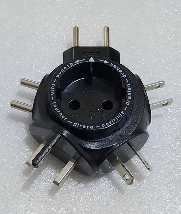 Adaptor priza universal Kopp, 250V 16A