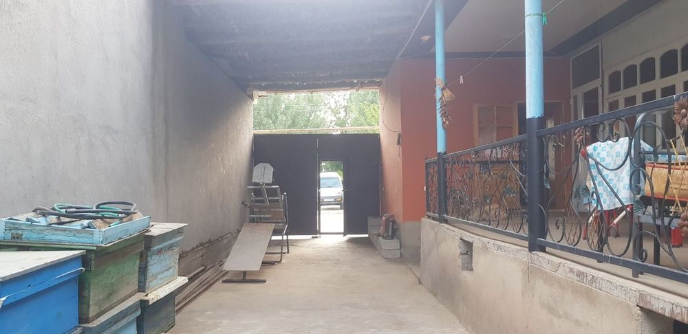 Bo'stonliq tumani, Soyliq qishlog'ida Uy sotiladi