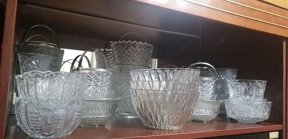 Продам вазы разные