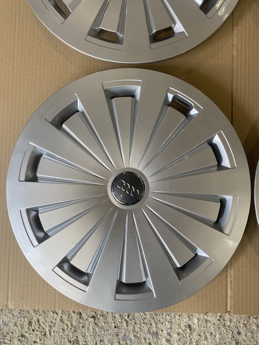 16 цола Тасове Ауди , Audi