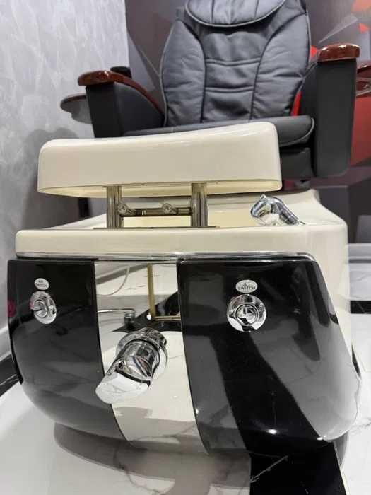 Массажное кресло с тазом для педикюра
