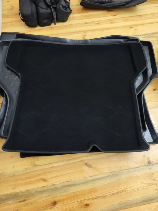 Полик для Жентра в отличном состоянии