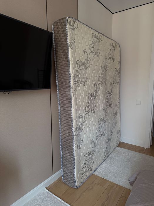 Отдам матрас бесплатно