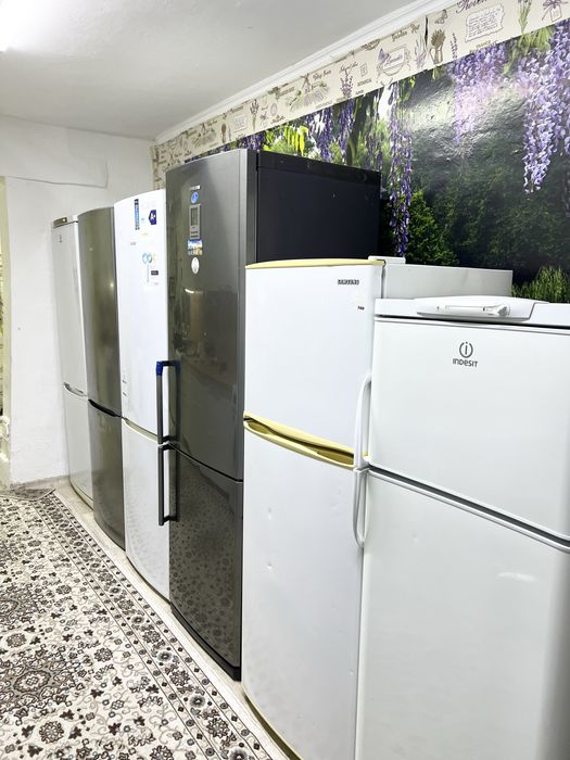 Продам Холодильники