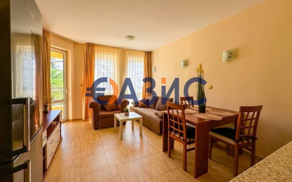 Продава се Двустаен апартамент в Свети Влас - 65 кв.м за 1277 €/кв.м - Снимка #2