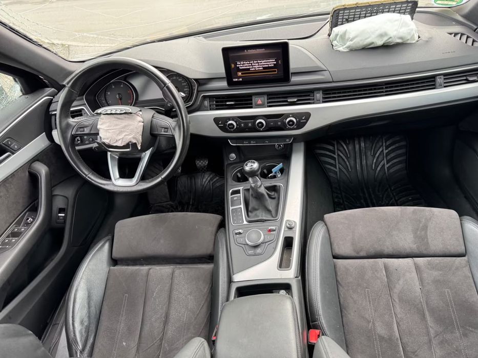 Audi A4 2017 2.0TDI 150 ръчка на 150000 км на части