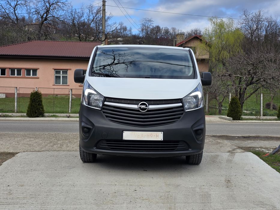Opel Vivaro 1.6  Diesel euro 6 ,an 2020