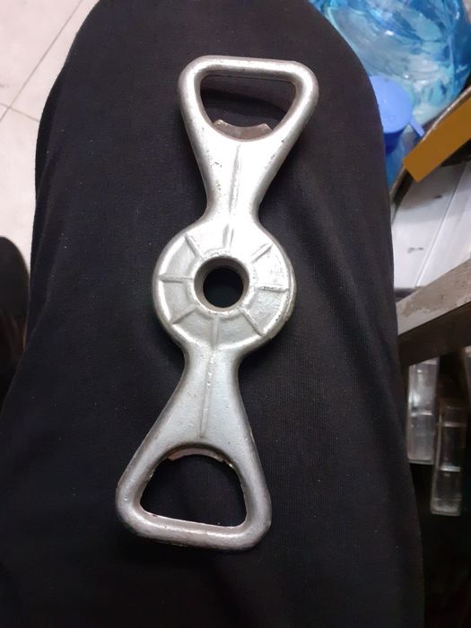 Продавам.соц.машинка за месо исоц.отварячки слого.
