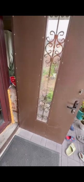 Продам дверь железную