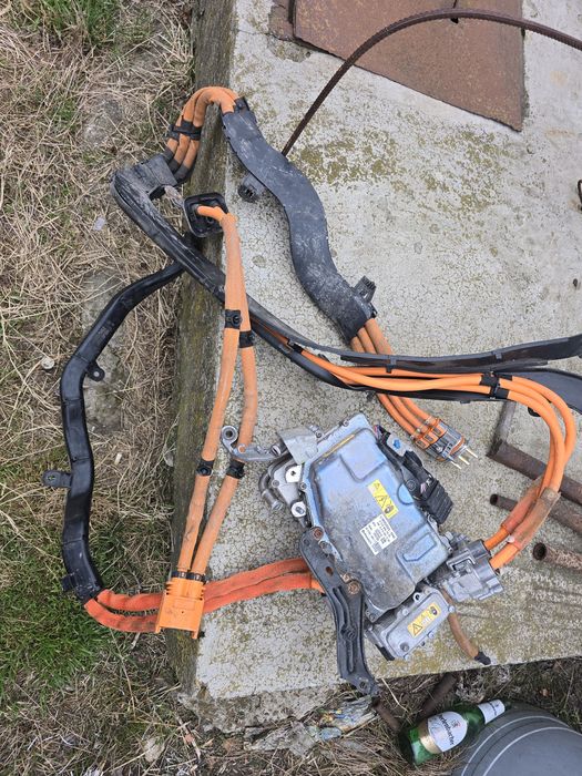 Invertor convertor baterie mercedes glc w213 impecabil