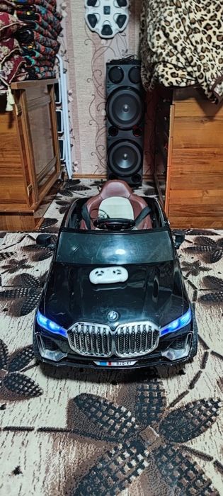 Болалар мошинаси сотилади