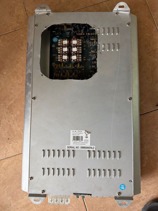 Amplificator audio pentru masina 2200wati
