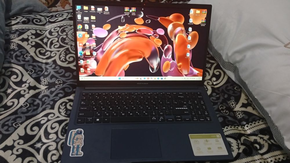 Noutbuk Asusvivabook