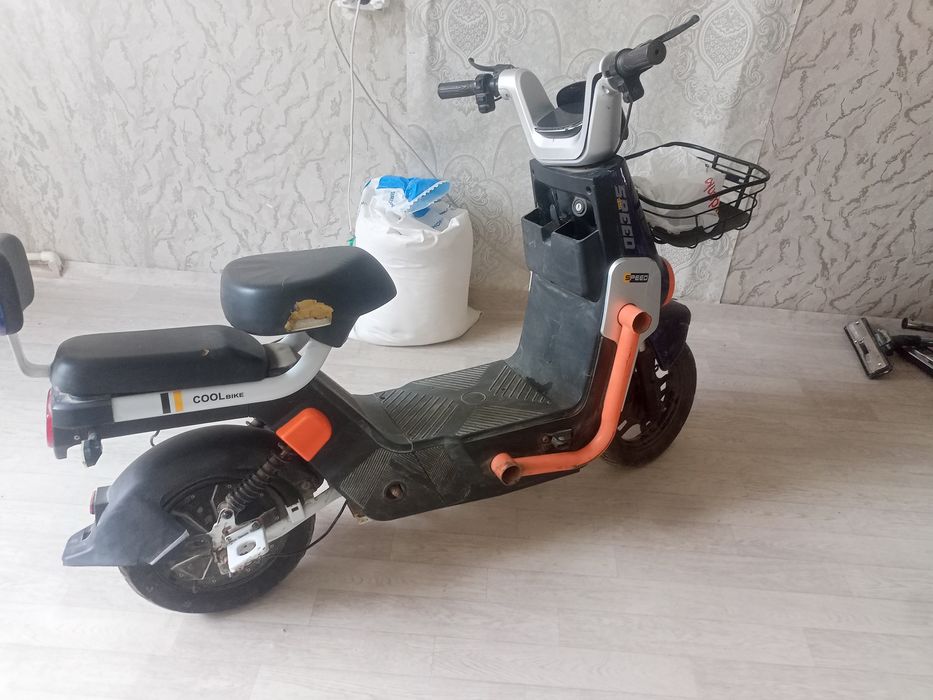 Skuter sotiladi narxini kelishamiz