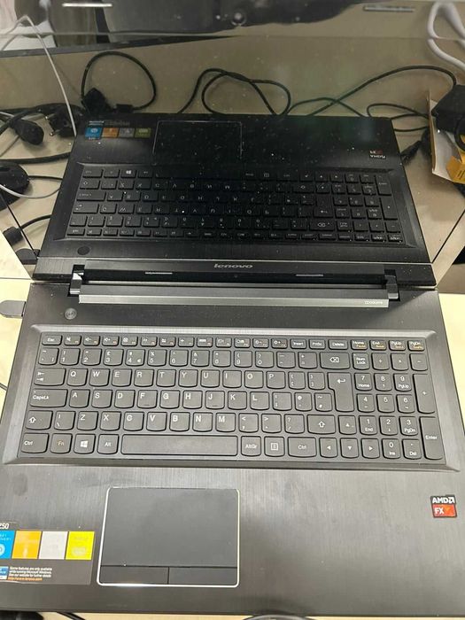 Laptop Asus + Lenovo