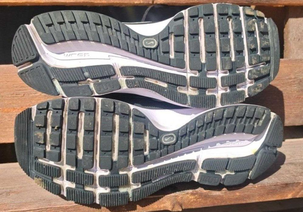 Оригинальные беговые кроссовки Nike Air Zoom Vomero 8