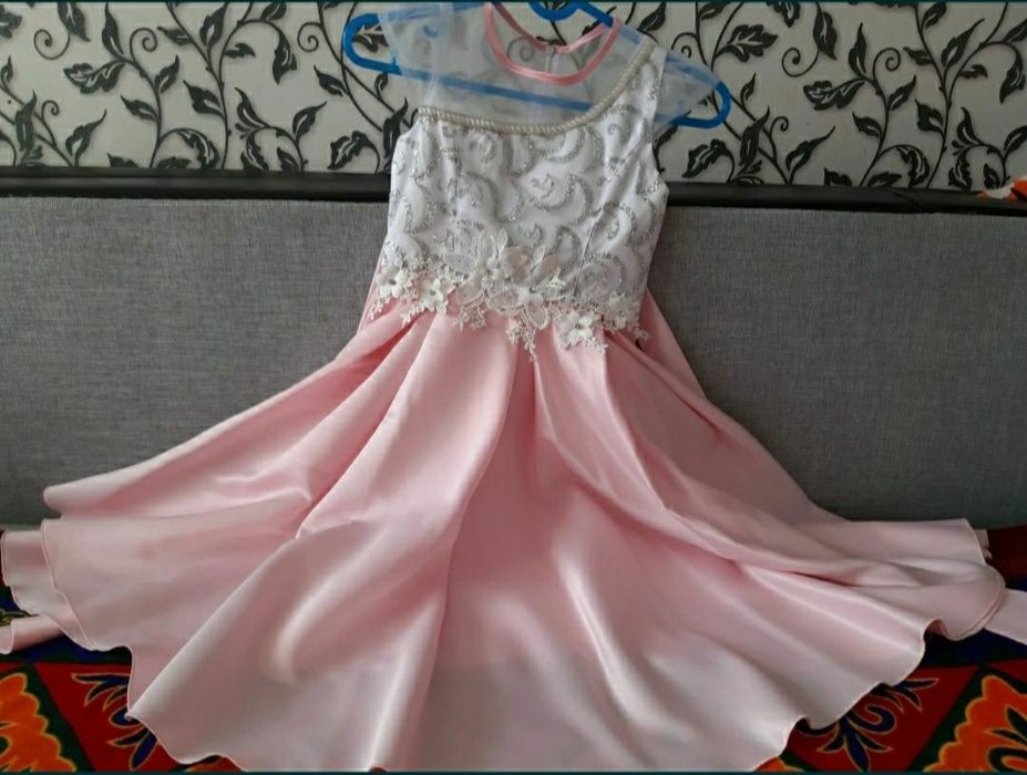 Шикарное платье для вашей принцессы