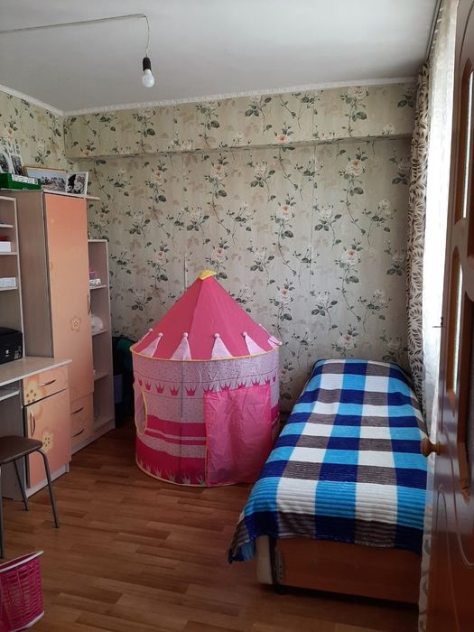 Продаётся квартира 3 комнатная