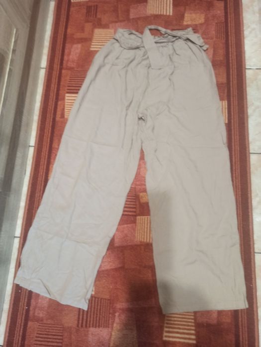 Vând blugi/pantaloni dama