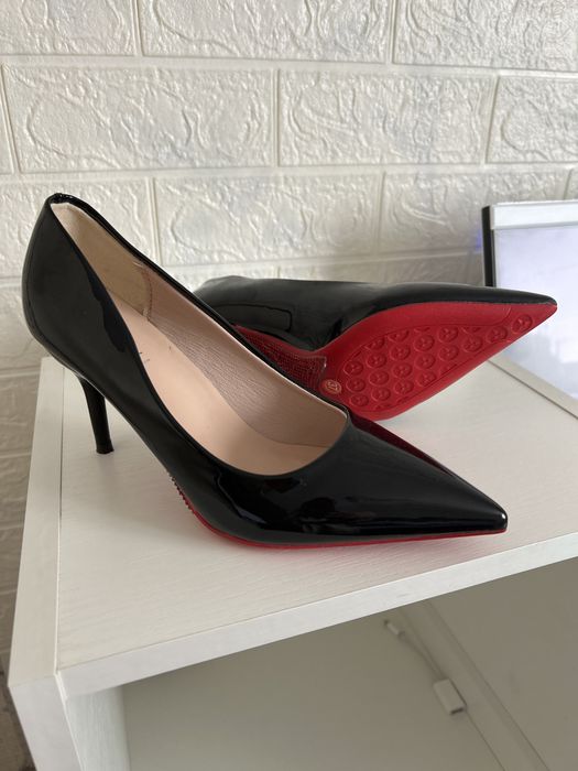 Туфли новые 36 размер