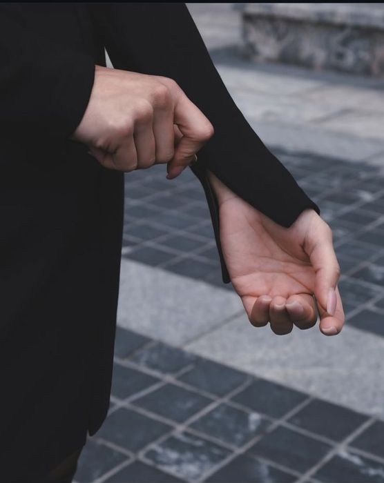 Продам платье бренд Lichi