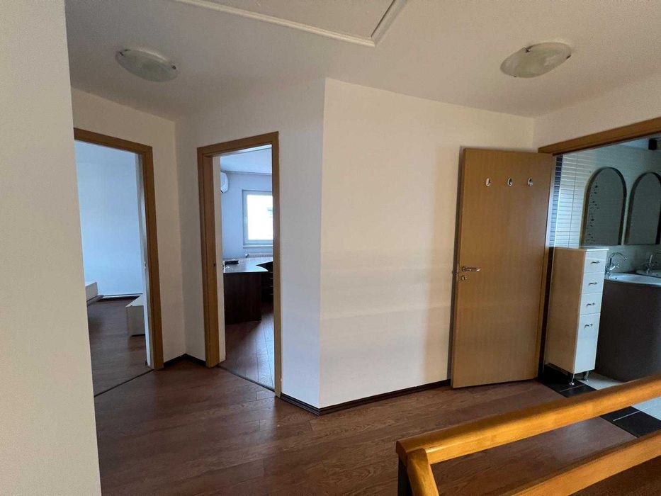 Duplex 4 camere | 112 mp utili | teren 246 mp | garaj lipit de casa | terasă 35 mp | Str. Someșului Florești