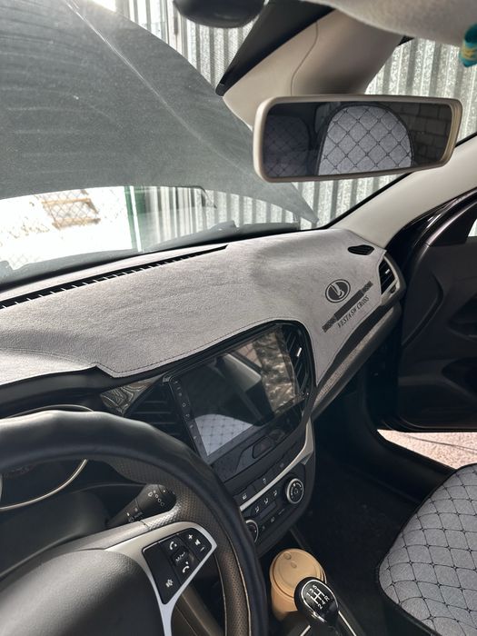 Продам чехлы универсальные