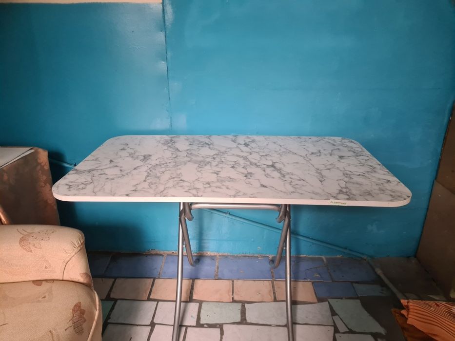 Стол 1,5 на 2 м Новый