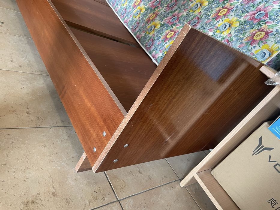 Продам односпальную кровать