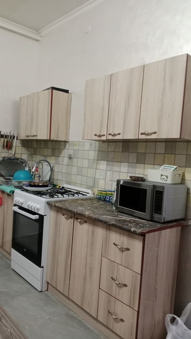 Кухонный шкаф сатылады