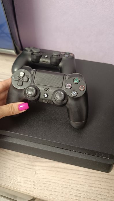 Playstation 4 1тр байт