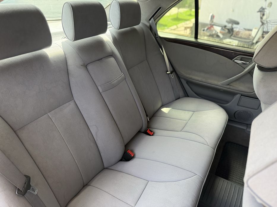 Продам мерседес w210