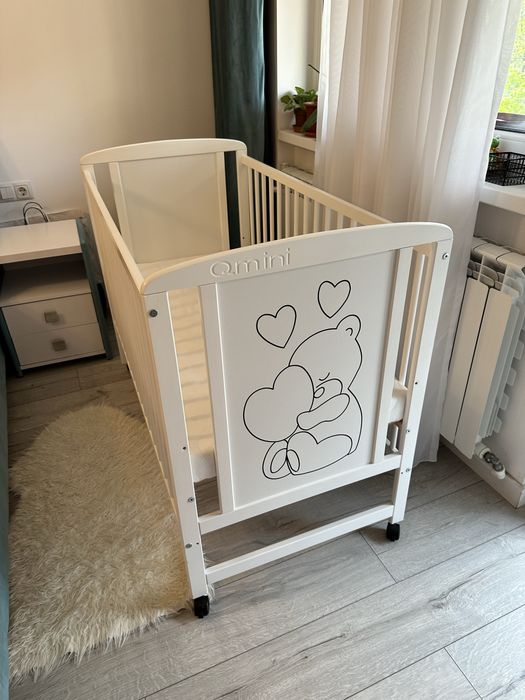 Vand patut bebe, cu saltea Ikea si baldachin