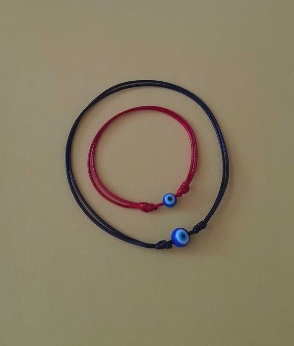 Гривна червен конец/ червен конец със "Синьо око"