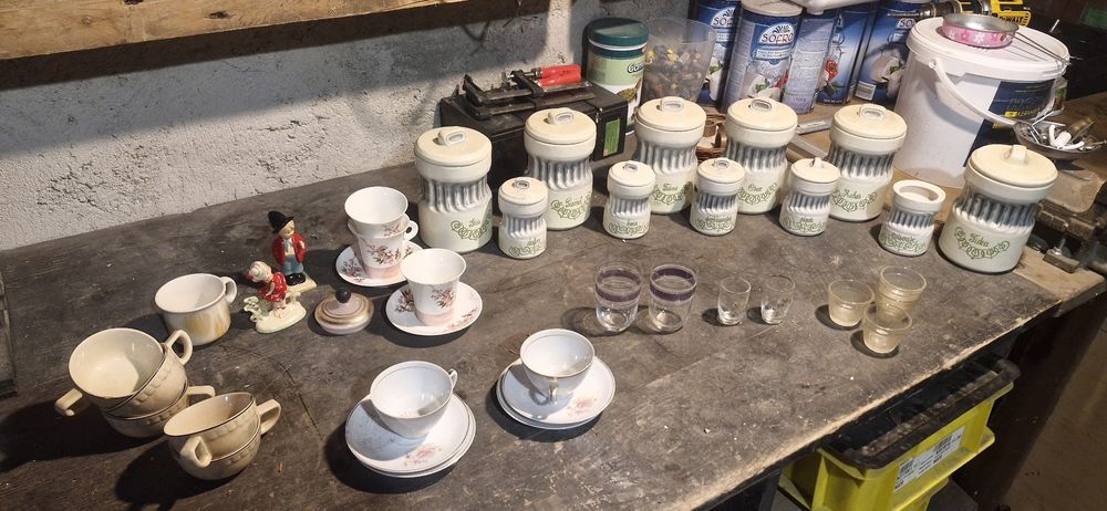 Bibelouri vechi pentru colectionari