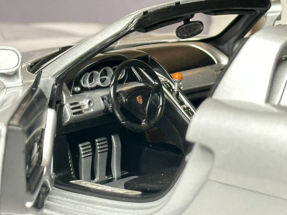 Porsche Carrara GT AutoArt Millennium 1:18