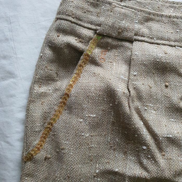 Pantaloni bej trei sferturi