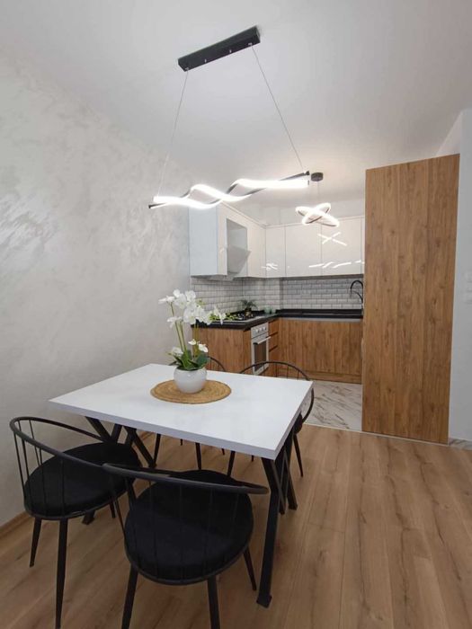 Дава се под наем Двустаен апартамент в Хасково, Младежки хълм - 70 кв.м за 500 € - Снимка #1