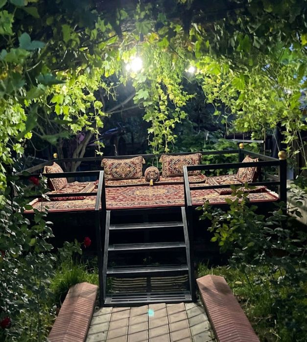 Продам тапчан со сьемной лестницей