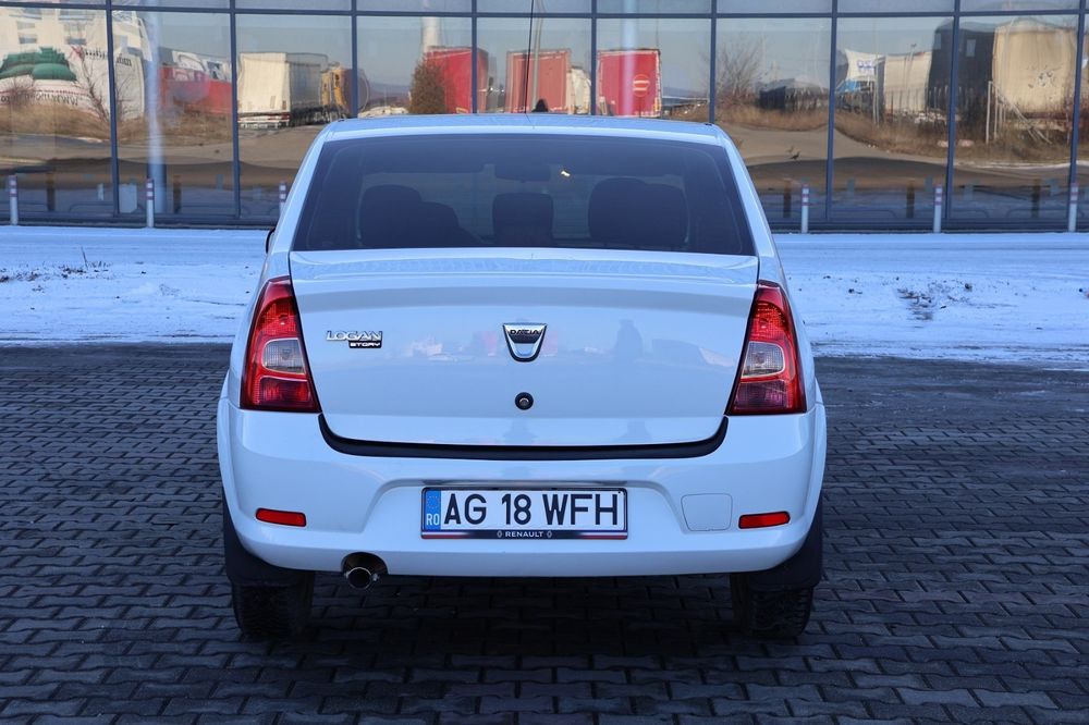 Dacia Logan benzina +gpl unic proprietar