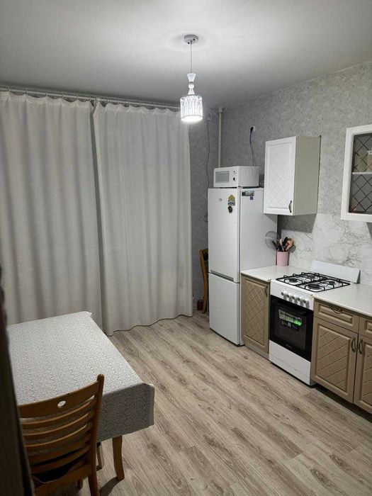 Продам 1 ком на Береке