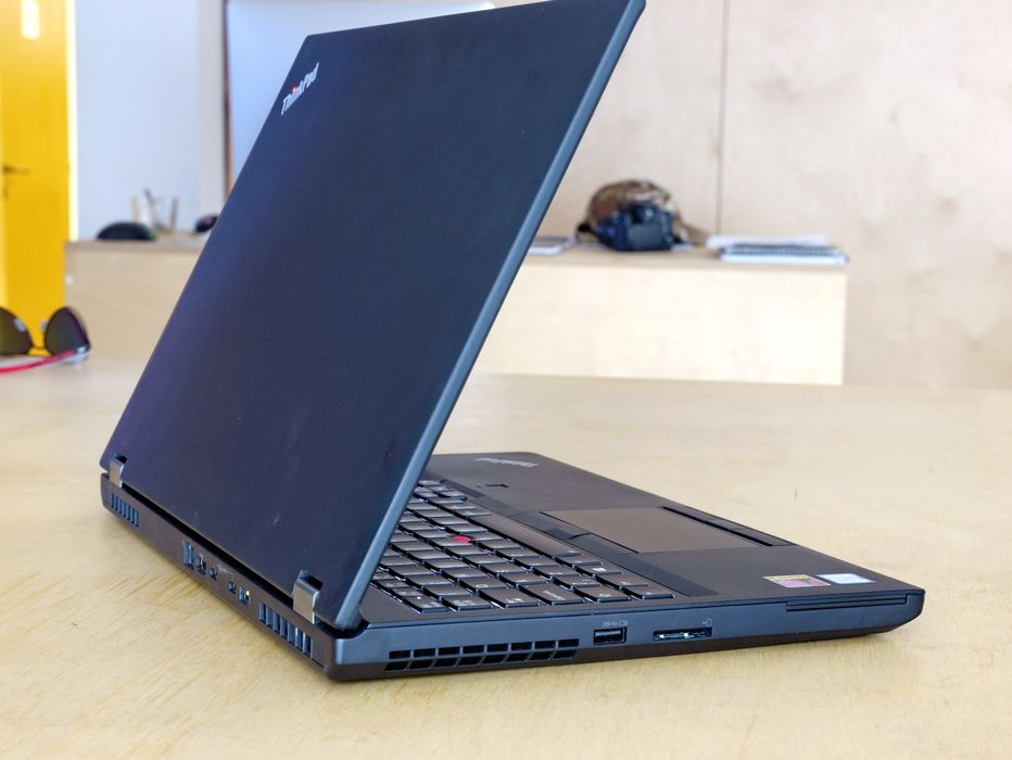 Laptop Lenovo P52