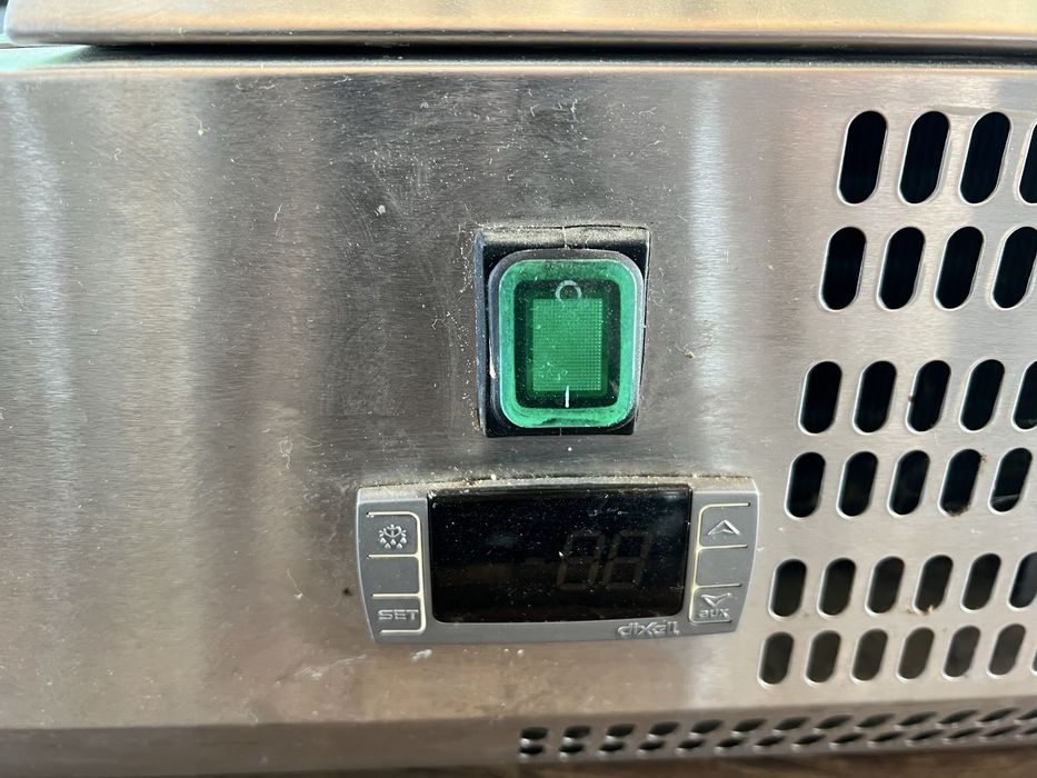 Витрина за зеленчуци 150см бен мари