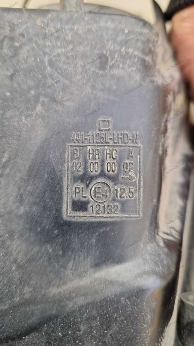 Far stanga VW Passat B5.5