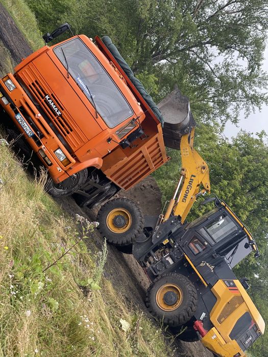 Услуги самосвалов VS погрузчика